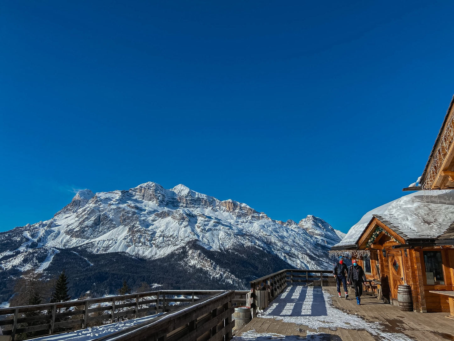 Discesa in slittino dal Rifugio Mietres