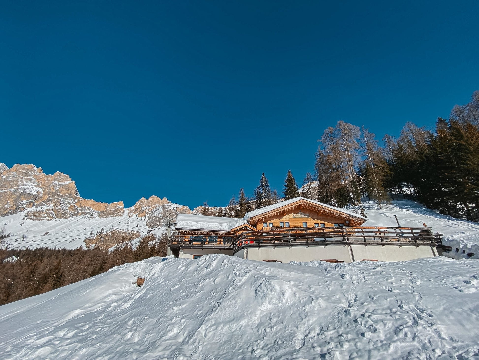Discesa in slittino dal Rifugio Mietres