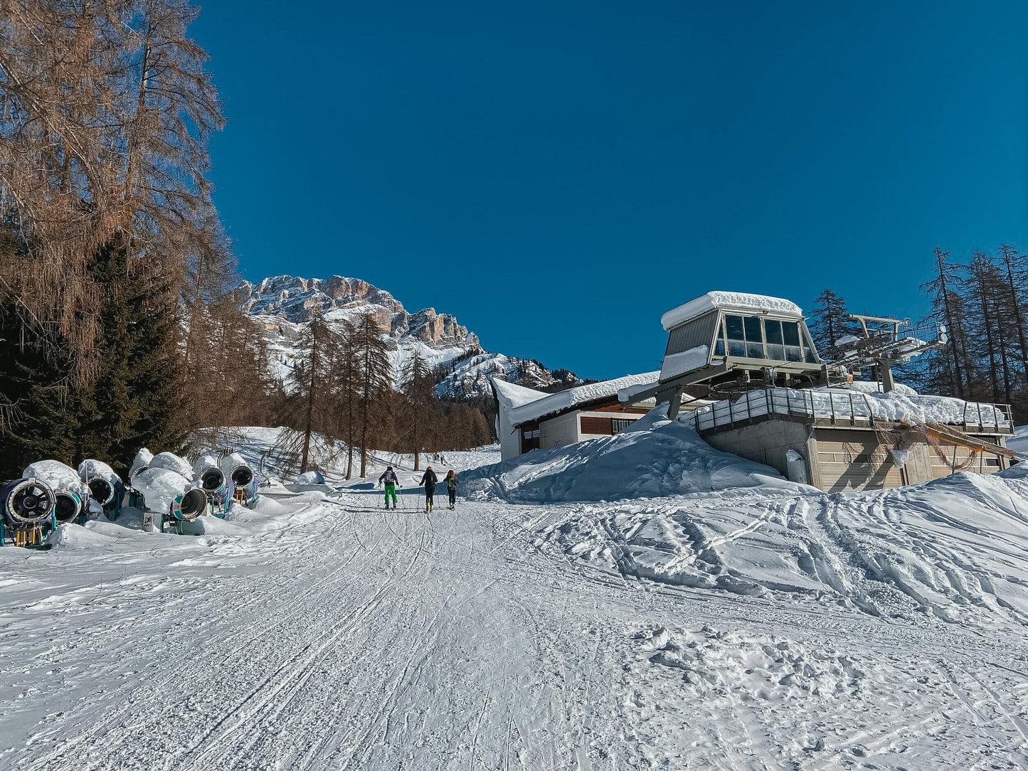 Discesa in slittino dal Rifugio Mietres