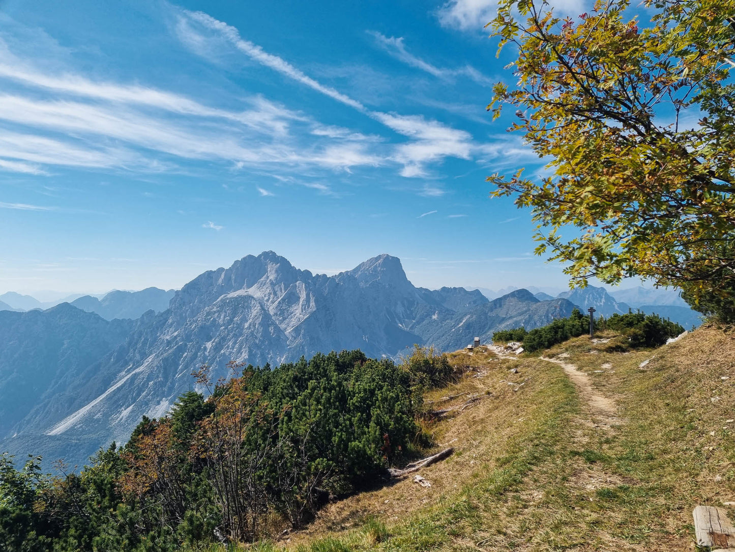 Escursione ad anello del Monte Vualt