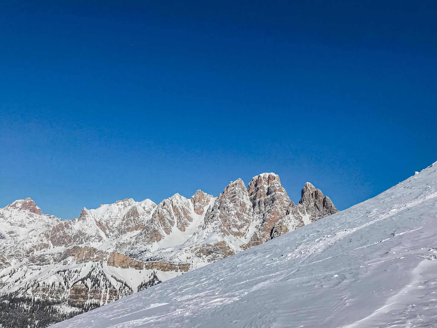 Sci alpinismo e ciaspolata alla Capanna Tondi