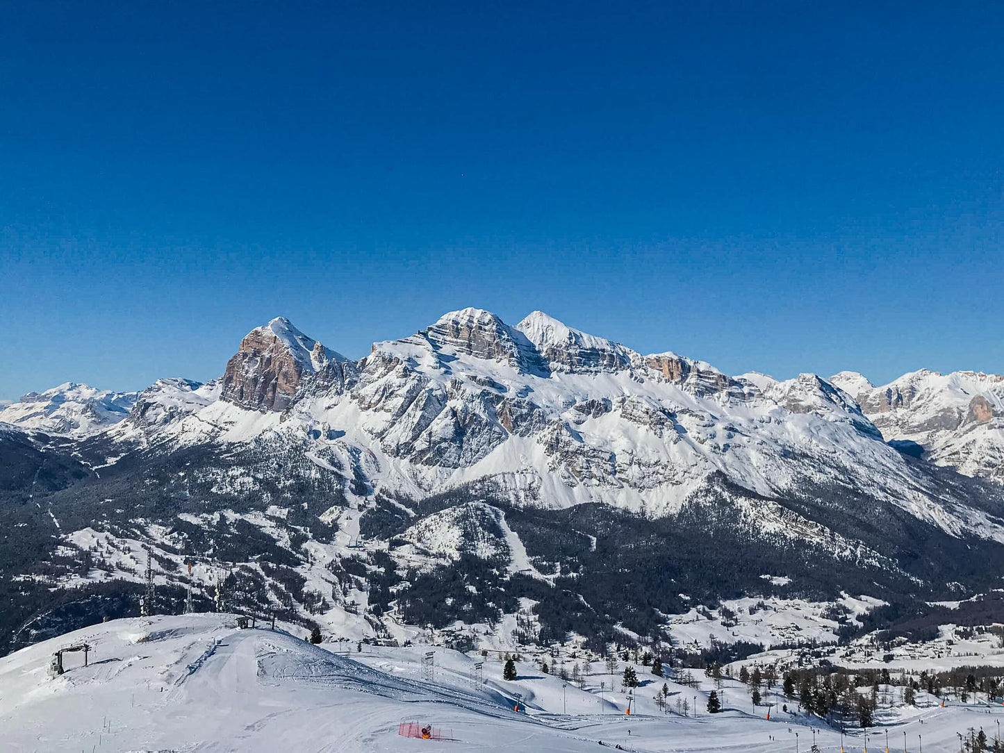Sci alpinismo e ciaspolata alla Capanna Tondi
