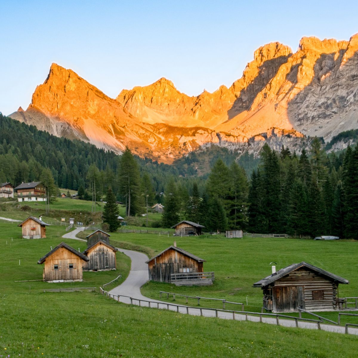 Traversata escursionistica dalla Val di Fassa alle Pale di San Martino - Dolomist