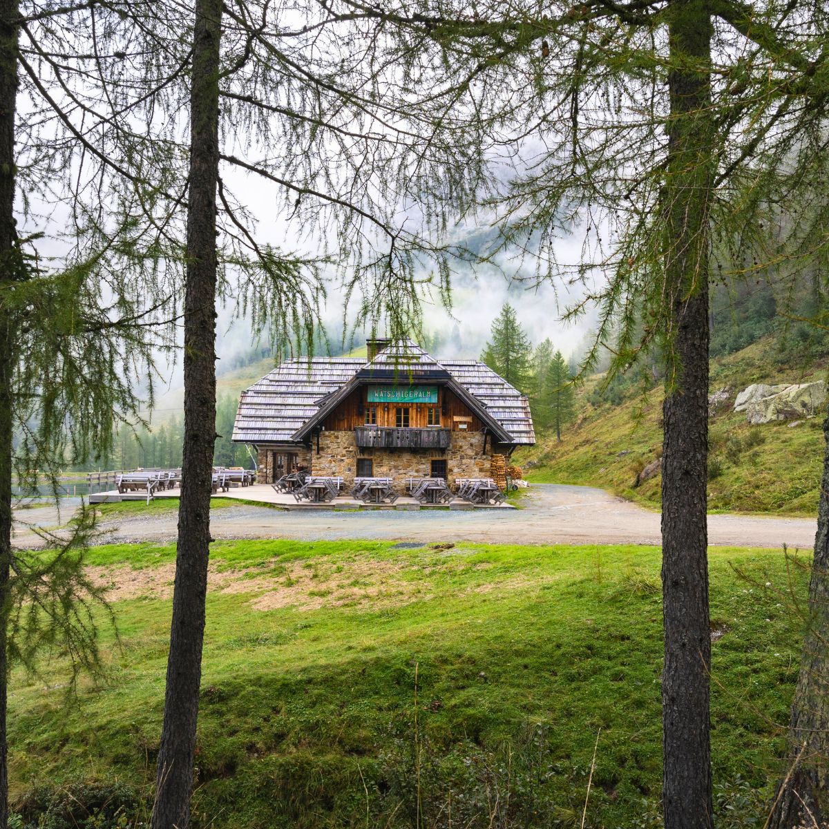 4 giorni di MADE Trek self-guided: da Passo Pramollo a Monte Lussari - Dolomist