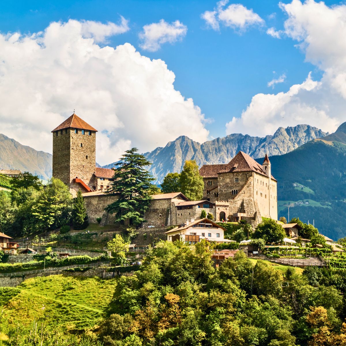 Self-guided trek E5: da Merano al lago di Garda - Dolomist