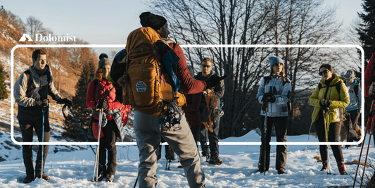 Ciaspolata invernale: come vestirsi e quale attrezzatura scegliere per vivere la montagna in modo consapevole