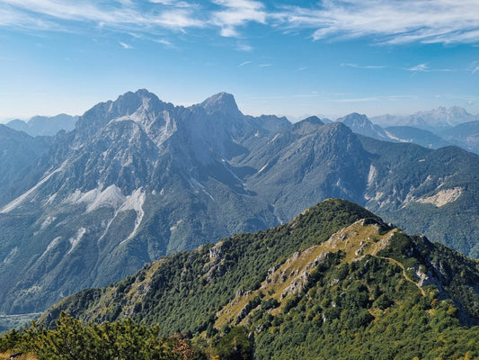 Escursione ad anello del Monte Vualt