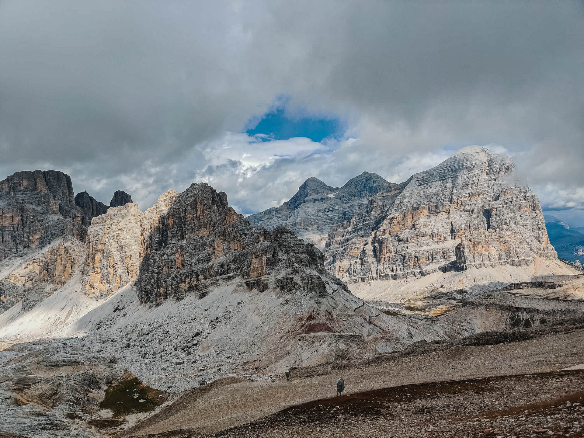 Escursione e sentiero Kaiserjager al Rifugio Lagazuoi