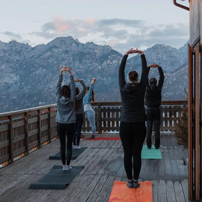 2 giorni nelle Dolomiti Friulane: musica, notte di stelle, yoga e degustazione in casera ⛺️🏔️✨ - Dolomist