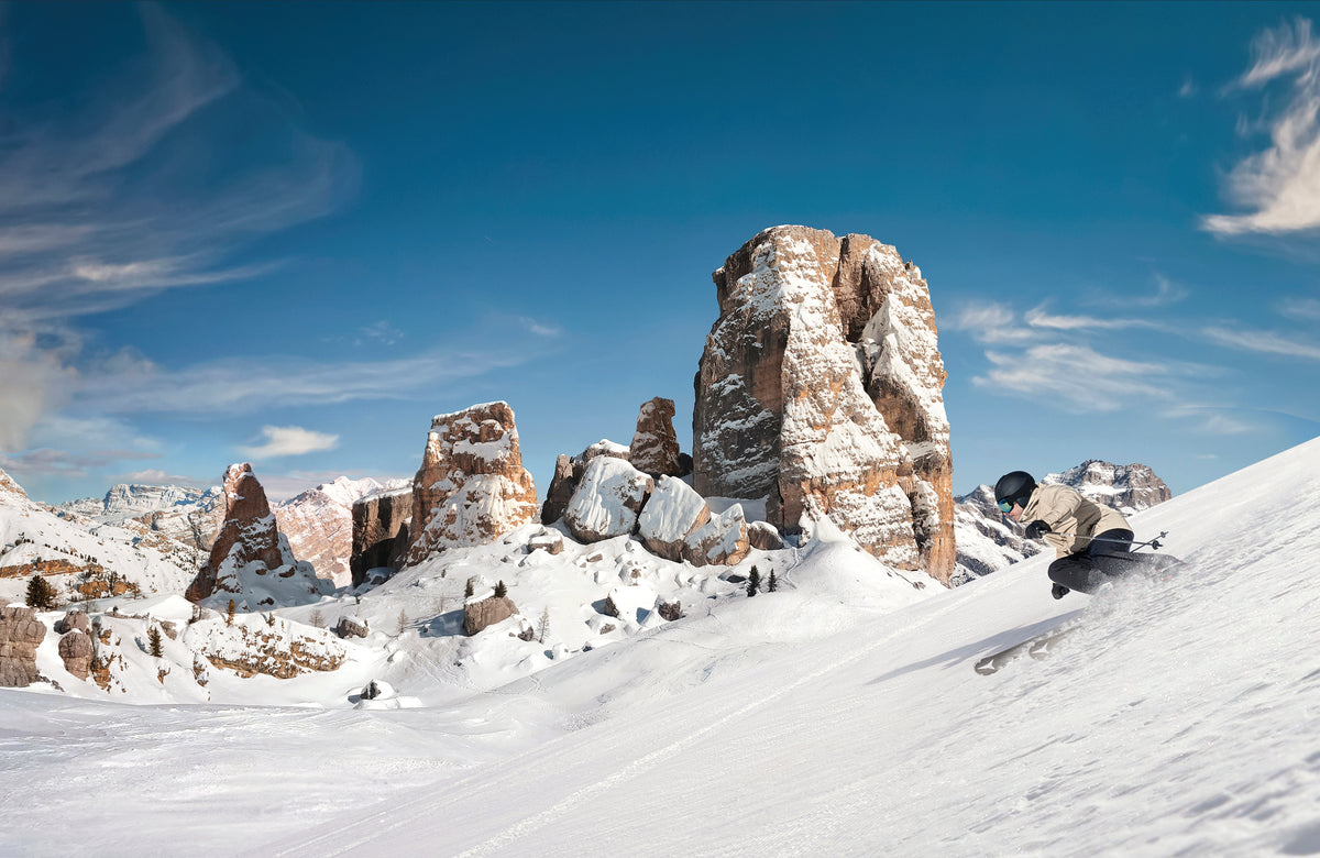 Dolomiti Grand Tour Ski Safari: sciatori sulle piste del Dolomiti Superski con vista sulle Dolomiti - Dolomist