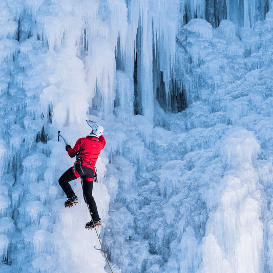 2 Giorni di Cascate di Ghiaccio: Tecniche e avventura in Dolomiti 🧗🏻⛑️❄️ - Dolomist