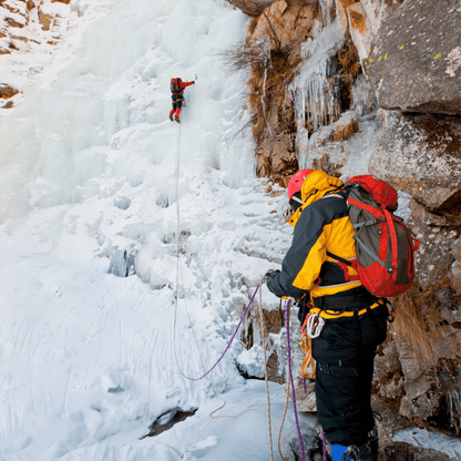 2 Tage Eiswasserfälle: Techniken und Abenteuer in den Dolomiten 🧗🏻⛑️❄️