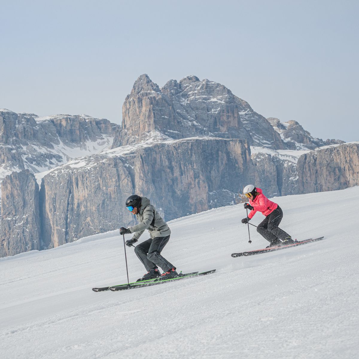 8 days: Dolomiti Superski Ski Safari on the slopes