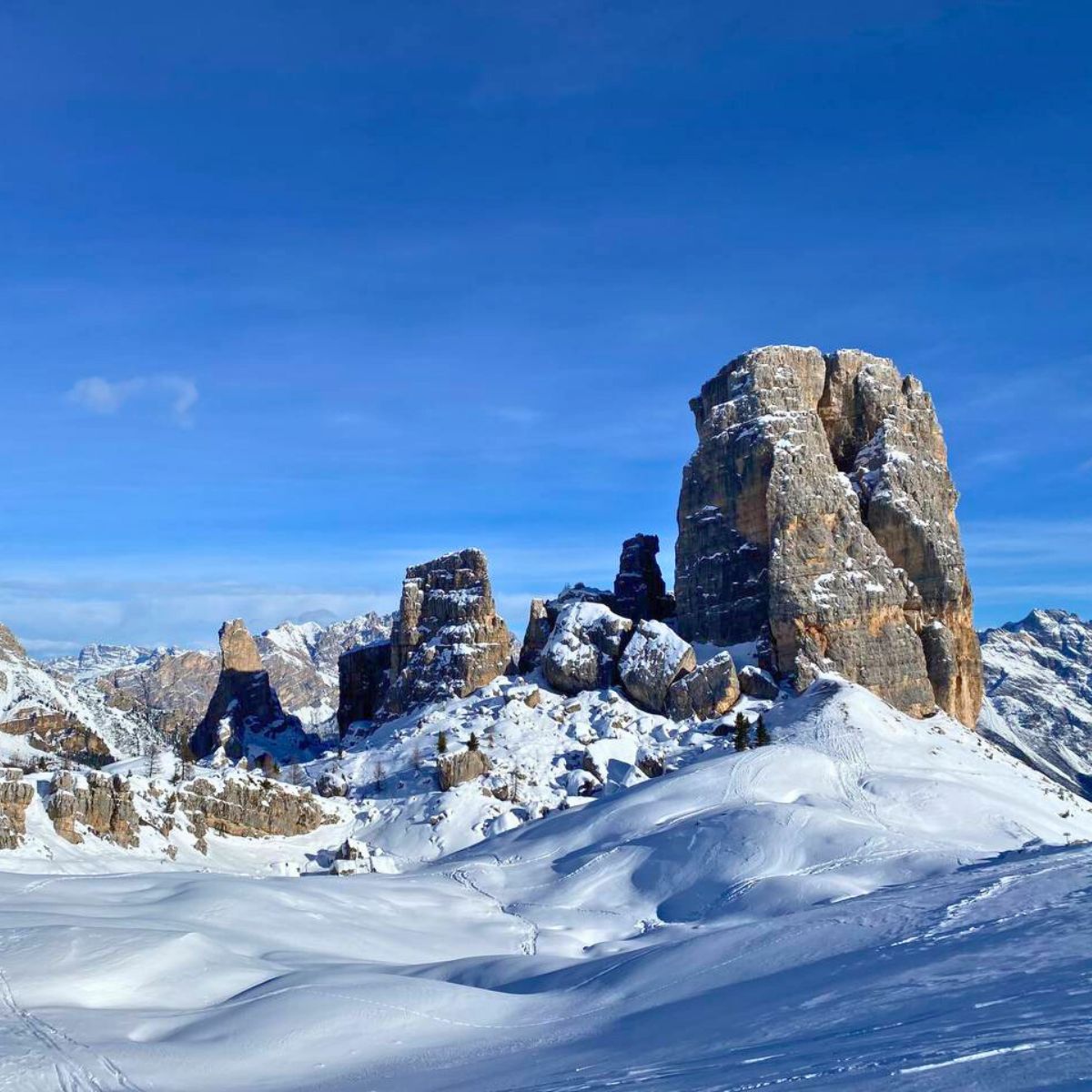 8 days: Dolomiti Superski Ski Safari on the slopes