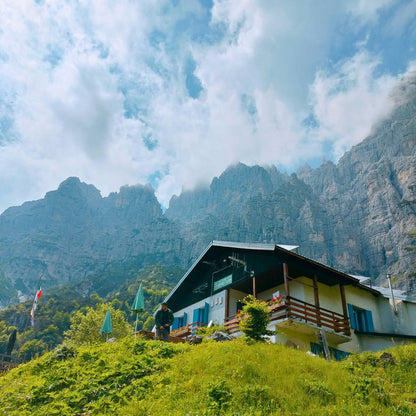 Escursione con Via Ferrata al Monte Schiara: avventura Alpina - Dolomist