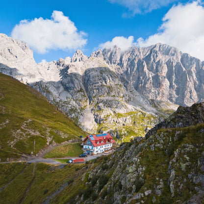 4 giorni di MADE Trek self-guided: da Rifugio Tolazzi a Malga Pramosio - Dolomist