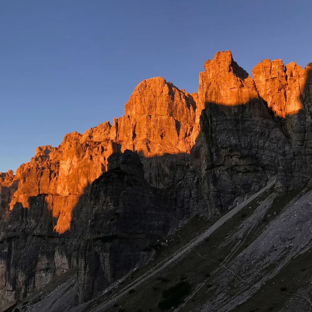 Wildnis-Trekking in den friaulischen Dolomiten: 7–10 Tage zwischen Berghütten und unberührter Natur